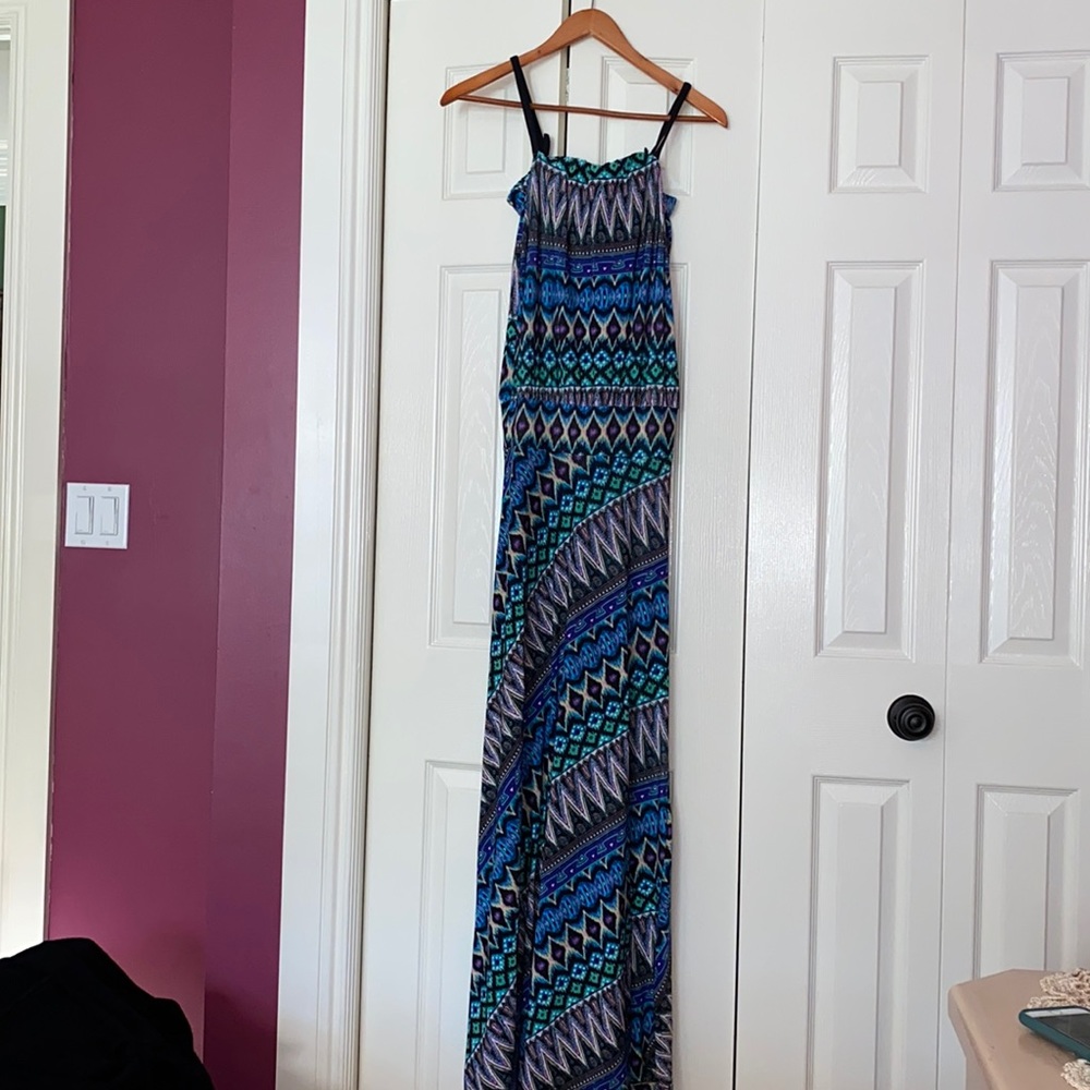 color pattern maxi dress
